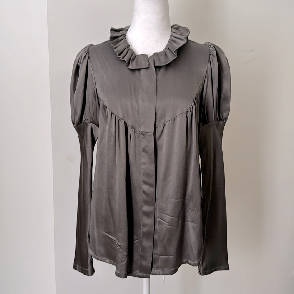 Serena Kay Vakkorama warm gray button down smooth satin silk shirt blouse, Sz 1